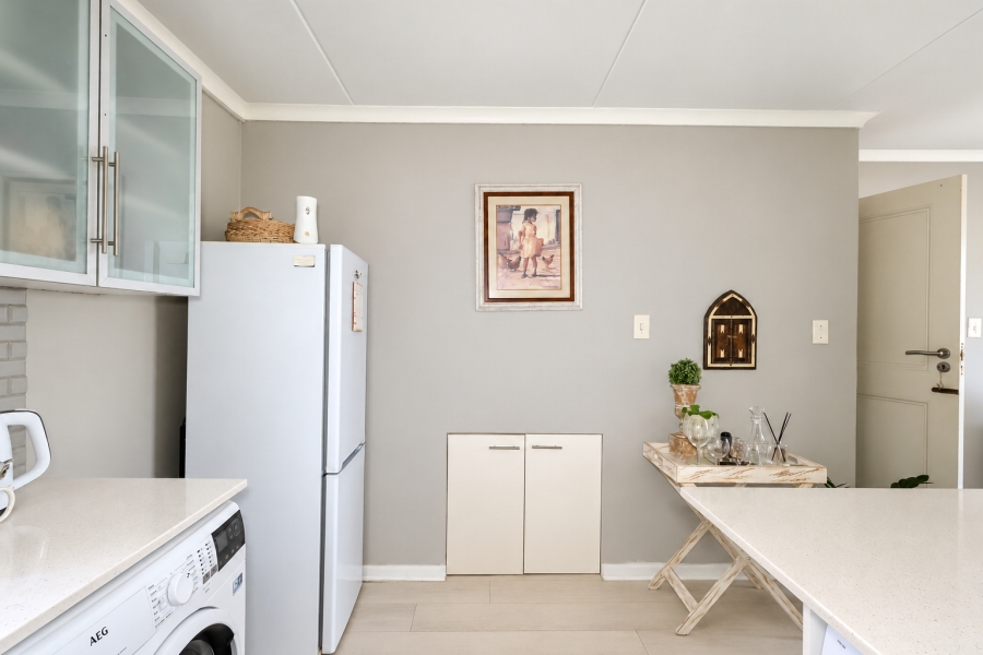 1 Bedroom Property for Sale in Big Bay Western Cape